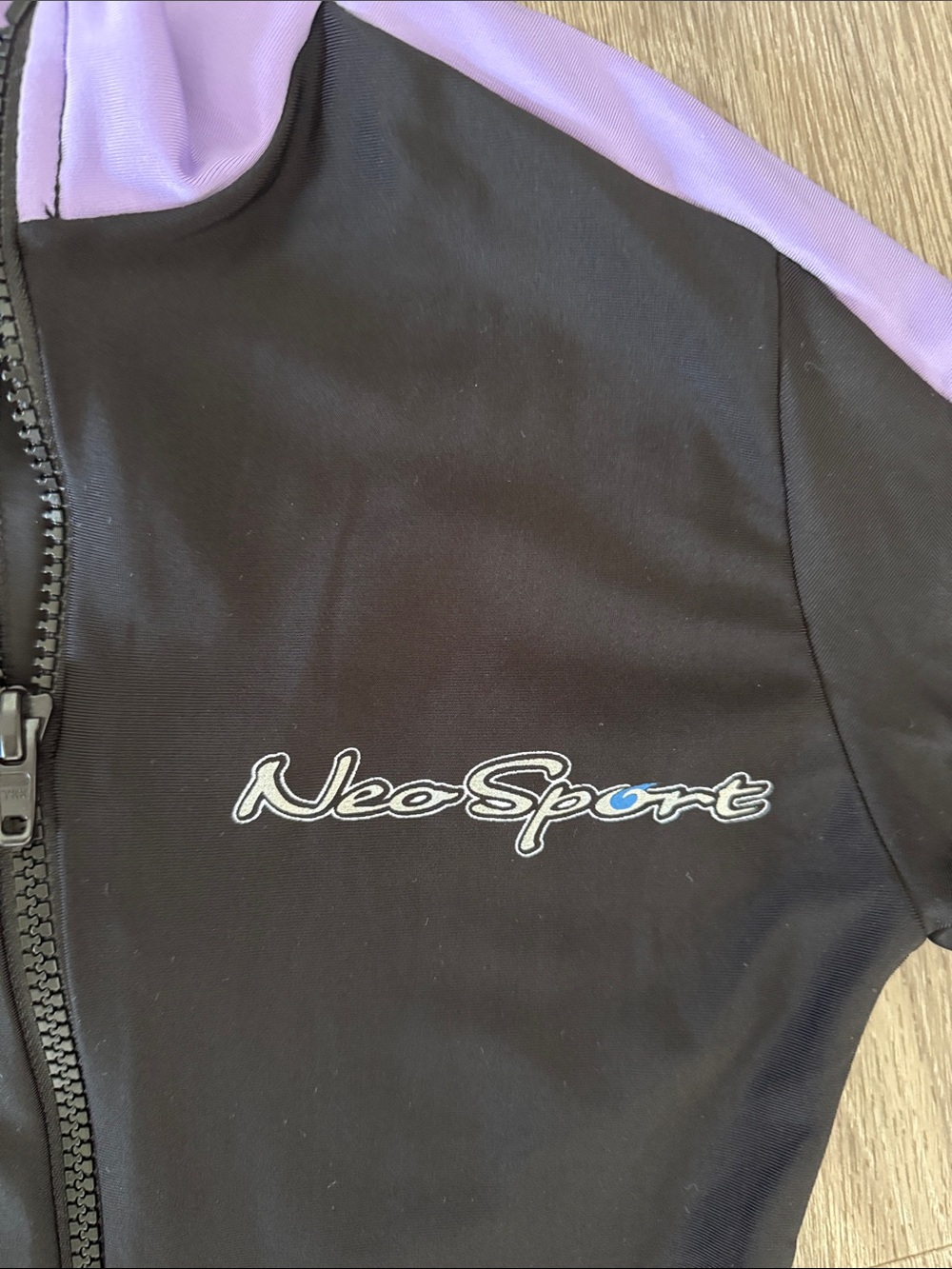 Neo Sport Polyester Wet Suit Size Small SPF 50 Black and Lavender Front-Zip - Picture 2 of 5
